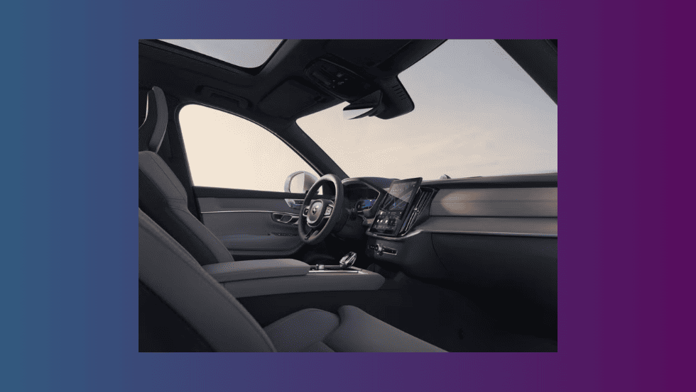 Volvo XC90 2025 приборная панель