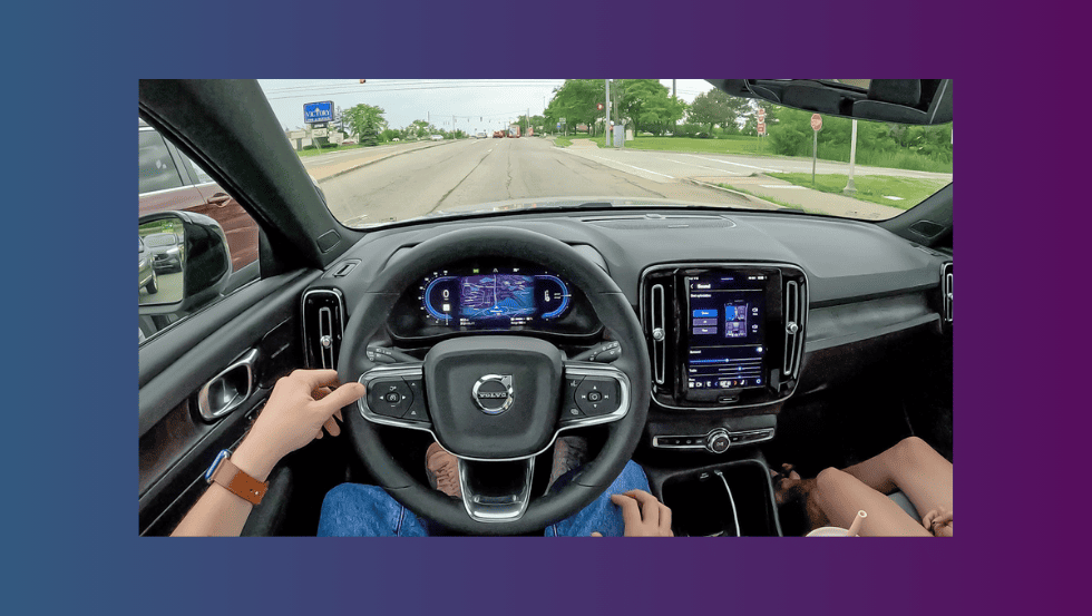 Volvo XC40 приборная панель