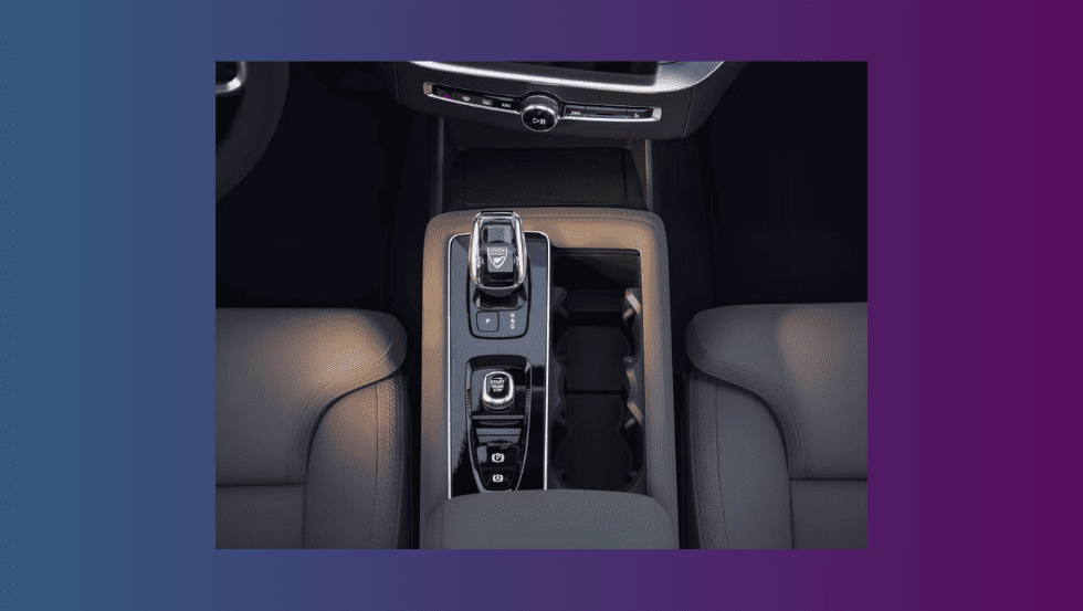 Volvo XC90 2025 подстаканники